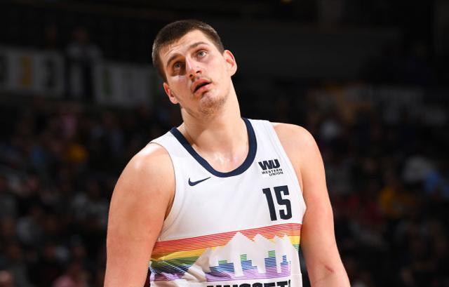 中国足球的 中国足球的