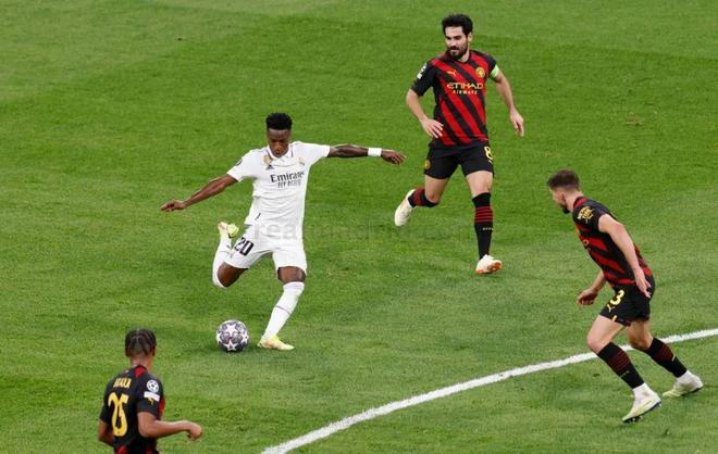 对狼堡而言 对狼堡而言